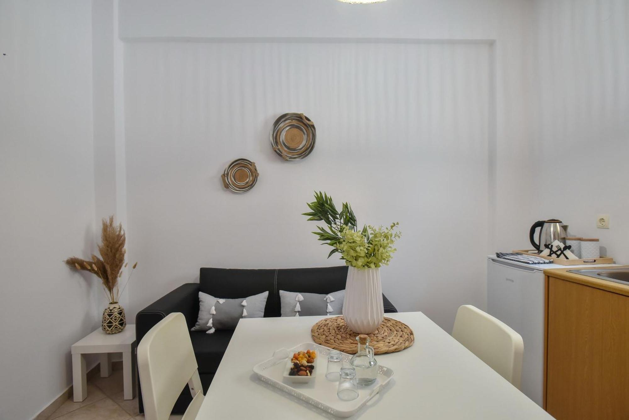 Eva Studios & Apartments Agia Pelagia  Exterior photo