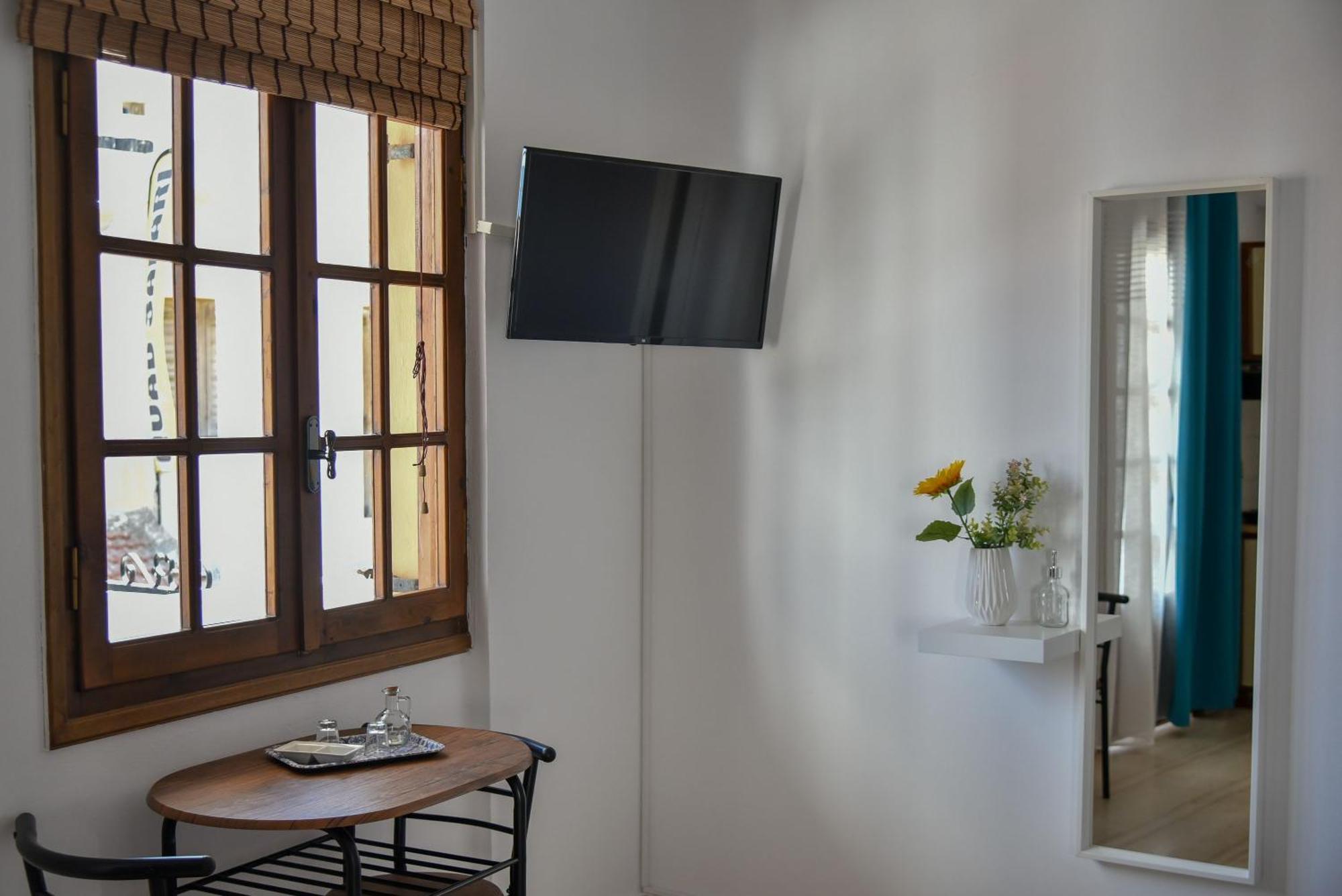 Eva Studios & Apartments Agia Pelagia  Exterior photo