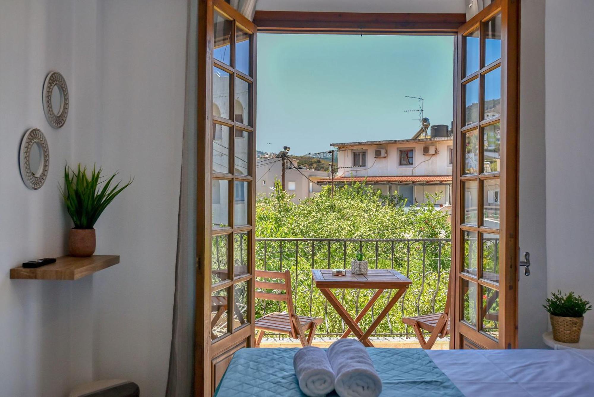 Eva Studios & Apartments Agia Pelagia  Exterior photo