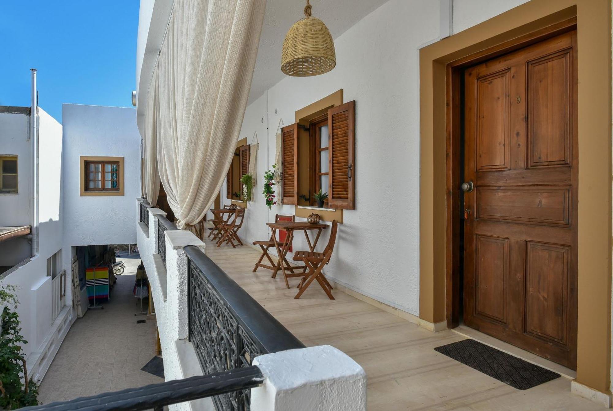 Eva Studios & Apartments Agia Pelagia  Exterior photo