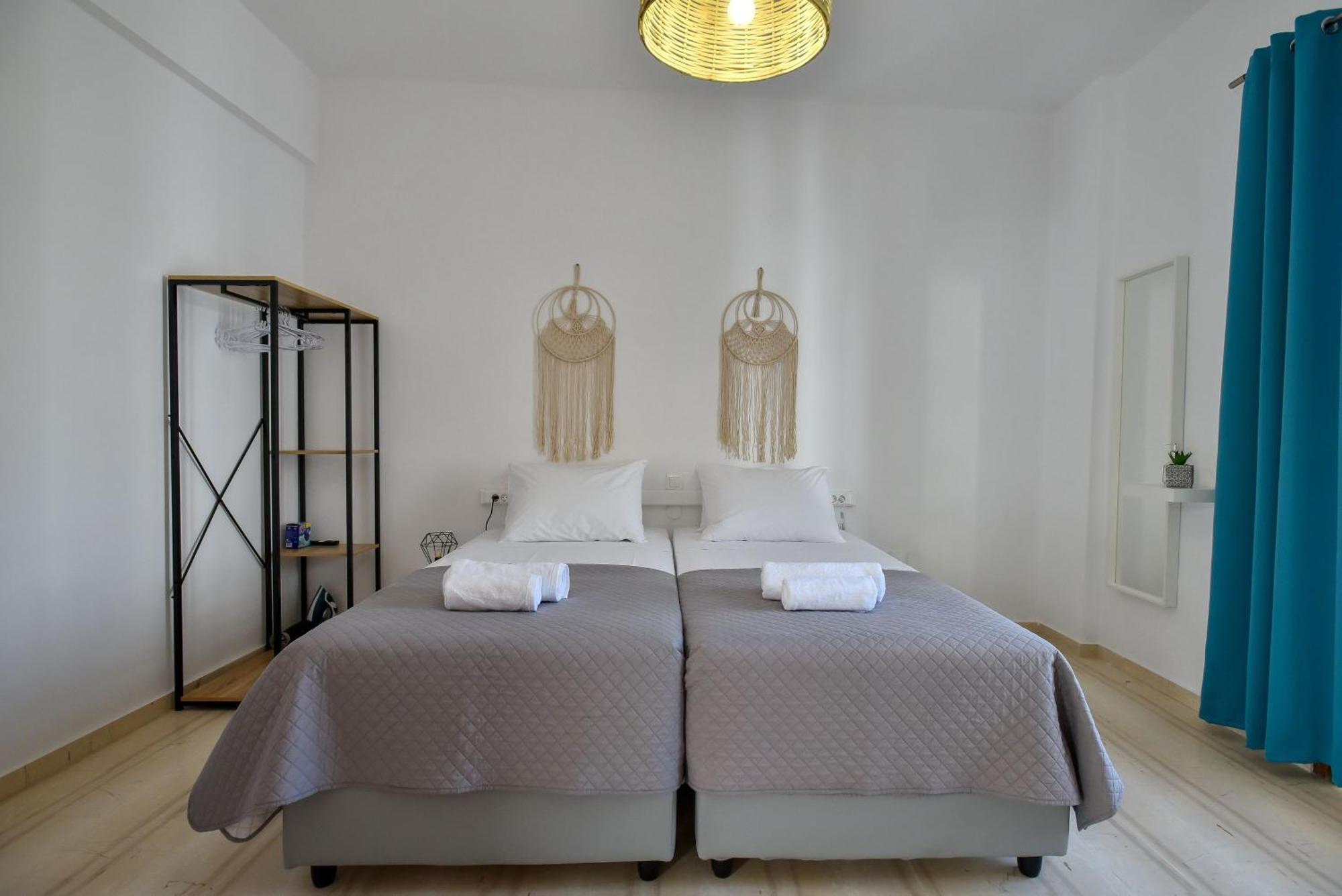 Eva Studios & Apartments Agia Pelagia  Exterior photo