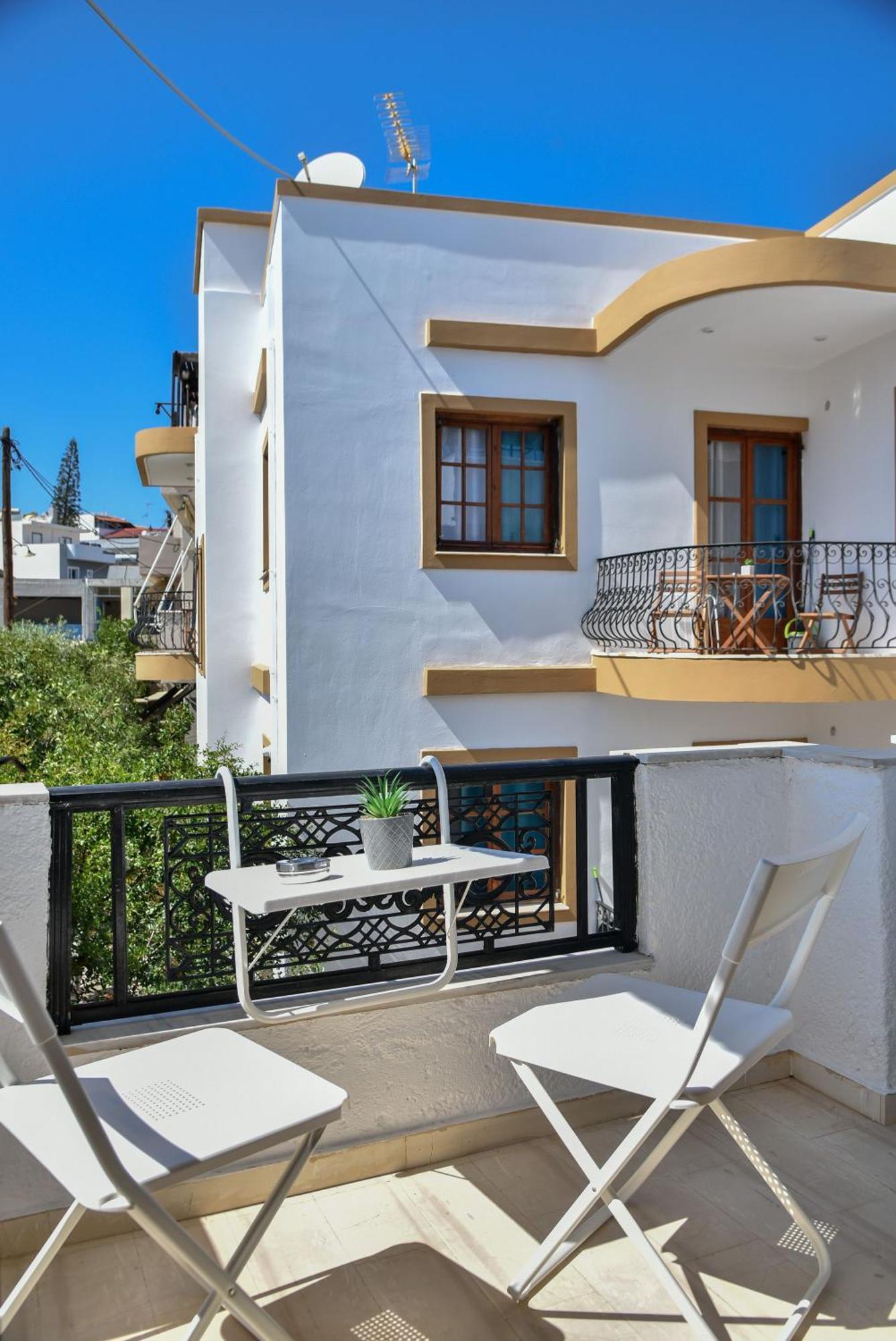 Eva Studios & Apartments Agia Pelagia  Exterior photo