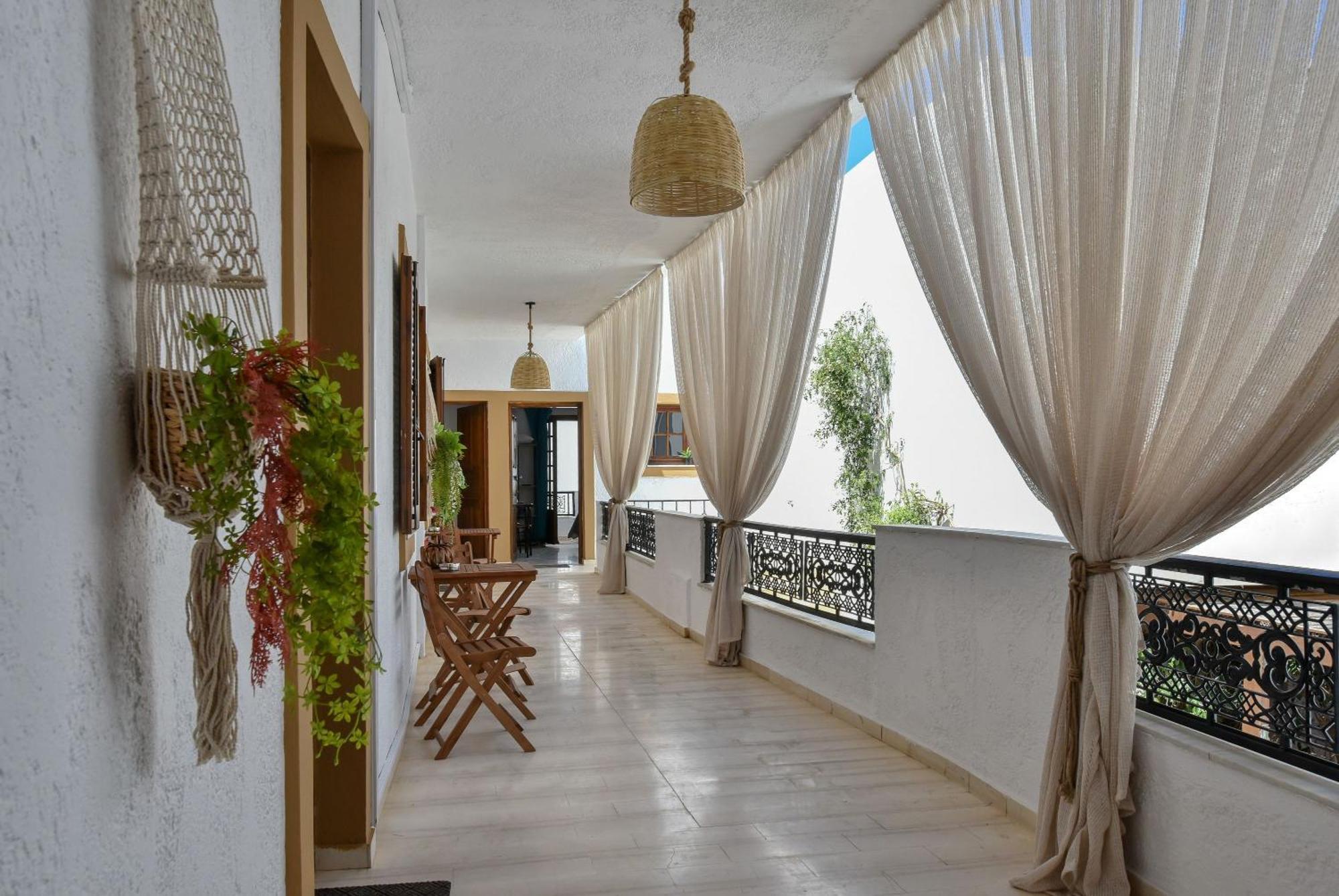 Eva Studios & Apartments Agia Pelagia  Exterior photo
